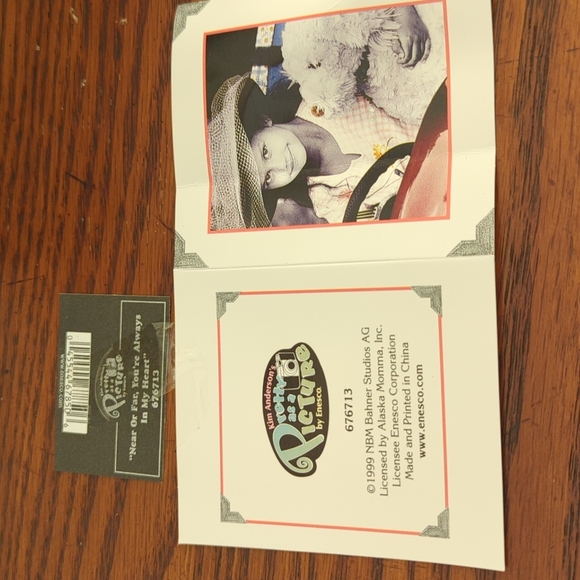 Enesco Girl in a car with dog figurine - Picture 7 of 7